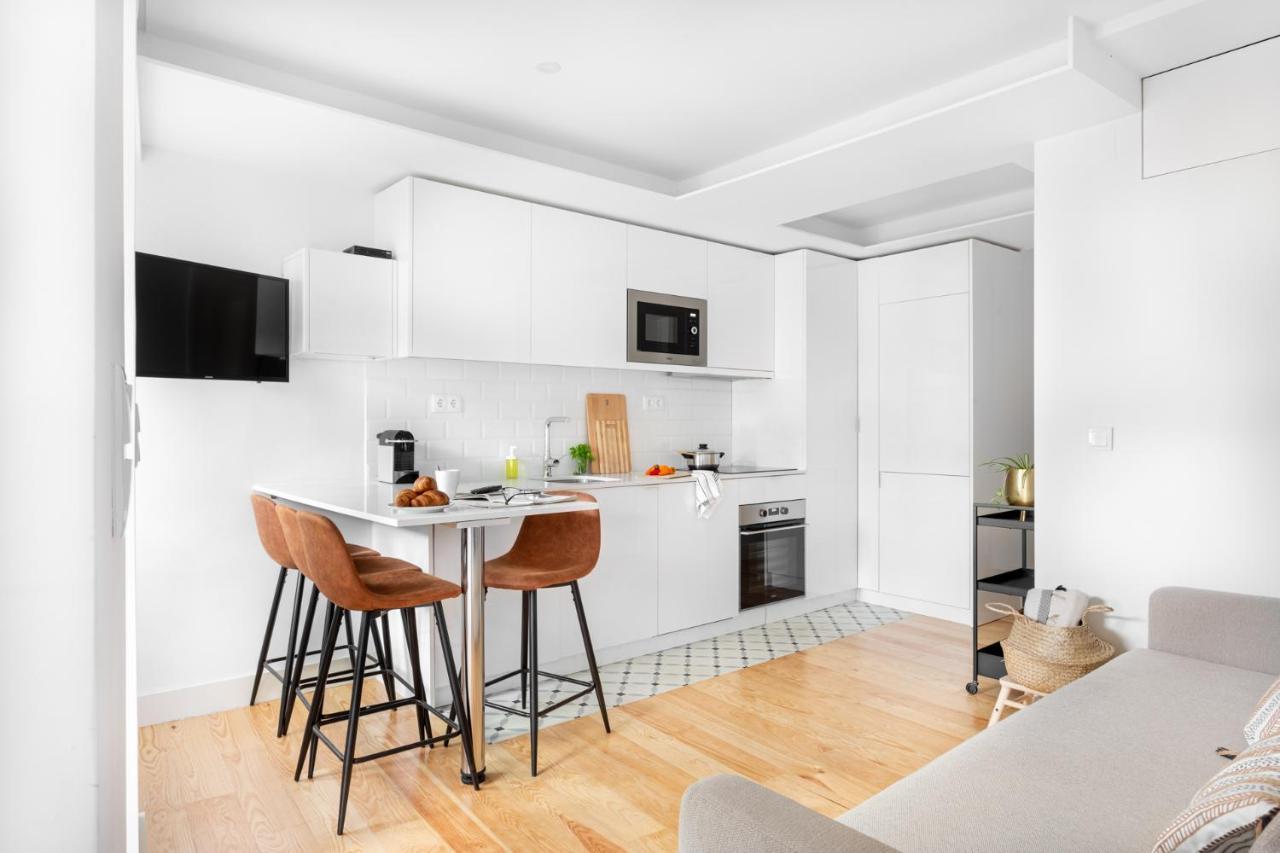 Joivy Principe Real 2Br Apt With Terrace Nearby Botanical Garden Of Lisboa Exterior foto